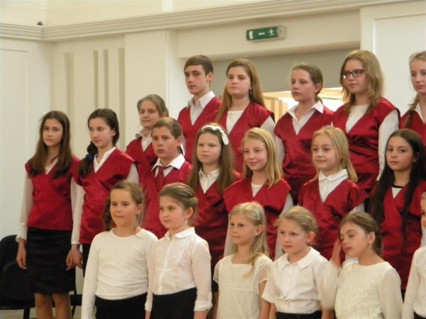 Detský spevácky zbor Kresánik