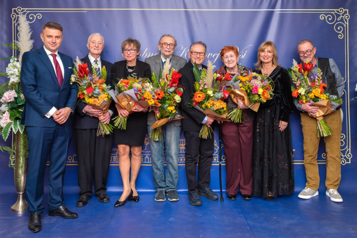 Pani Beáta Čečková dostala ocenenie Osobnosť Karlovej Vsi