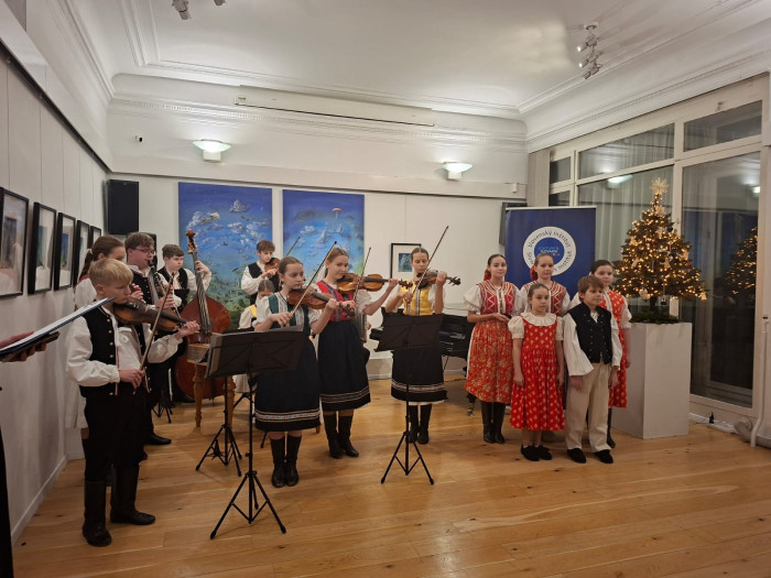 DFS Čečinka účinkoval v Slovenskom inštitúte vo Viedni 16.12.2025