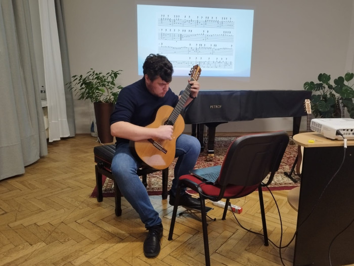 Gitarový seminár s Ádámom Pásztorom